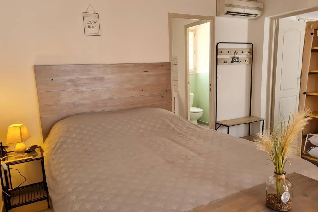 Appart Cosy Avec Son Exterieur Chaleureux,Piscine Et Parking Prive Fontvieille Exterior photo
